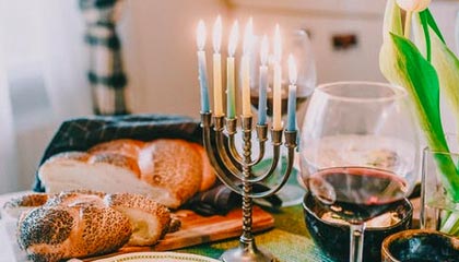 开云体育入口-英雄联盟 冬季赛激战正酣，lol冬季赛2020什么时候开始